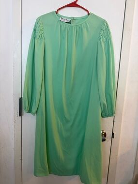 Vintage seafoam Long-Sleeve Shift Dress